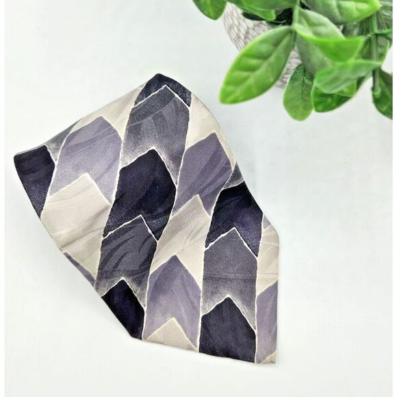 Vito By VR Necktie Silk Black‎ Gray Geometric Stripe Hand Made In Italy - Picture 2 of 4